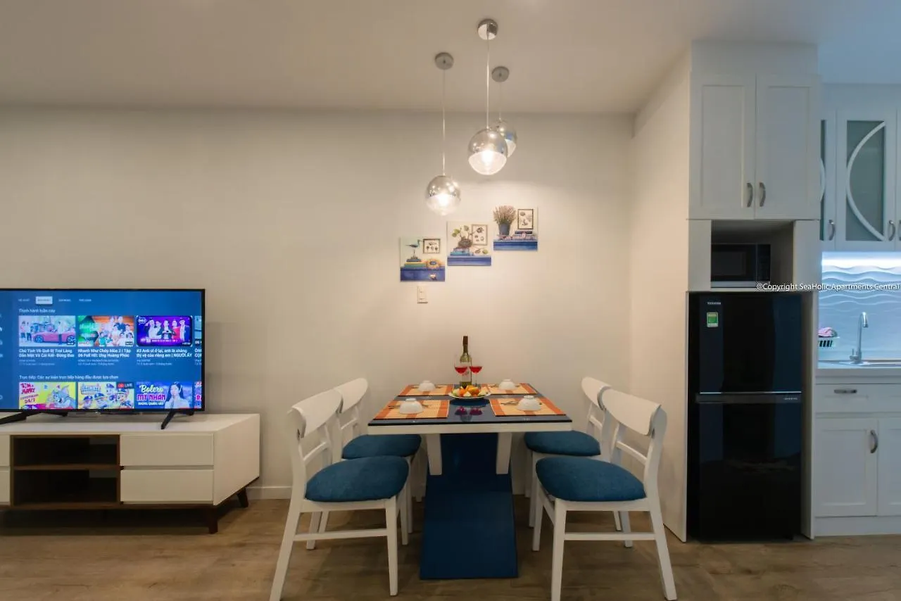 Seaholic Apartment Central Nha Trang